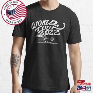 Louis Tomlinson Essential T-Shirt